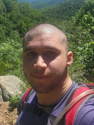 Daniel, 22