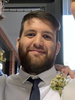 Alex, 33