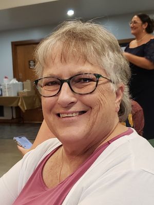 Cindy, 66