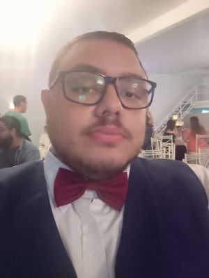 Lucas, 35