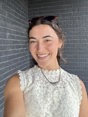 Natalie, 23