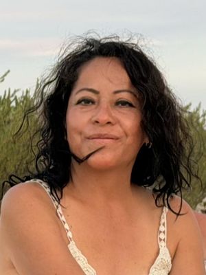Angelica, 47
