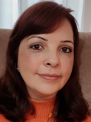 Vanessa, 43