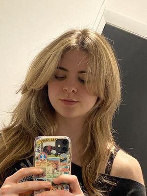 Bernadette, 19