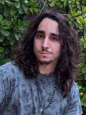 Vince, 22