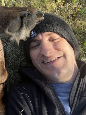Zachary, 35