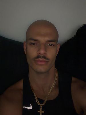 Shane, 22