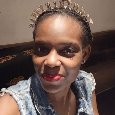 Fiona, 35