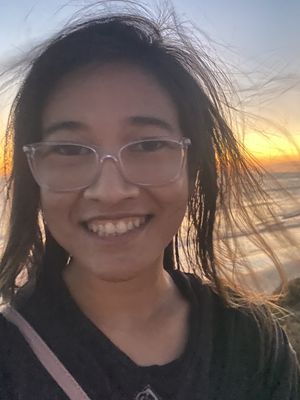 Sarah, 23