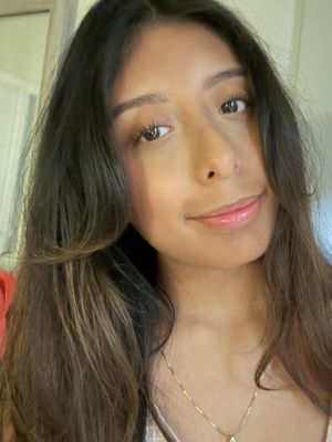 Angela, 23