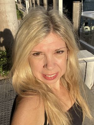 Carolyn, 57