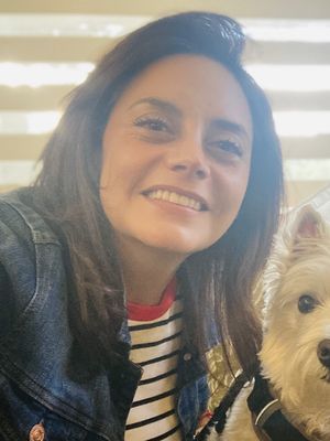 Juliana, 46