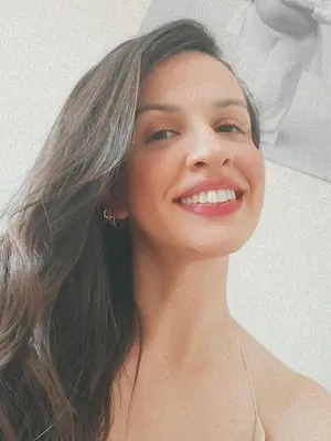 Danielly, 36