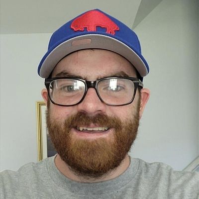 Riley, 28