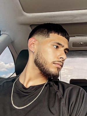 Antonio, 23