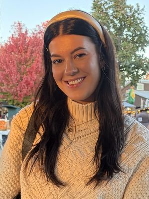 Gabriella, 27