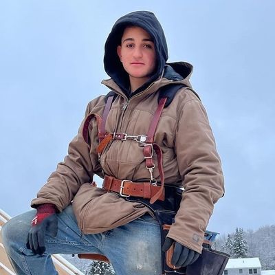 Benjamin, 22