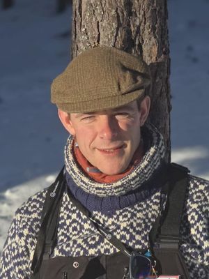 Guy, 39