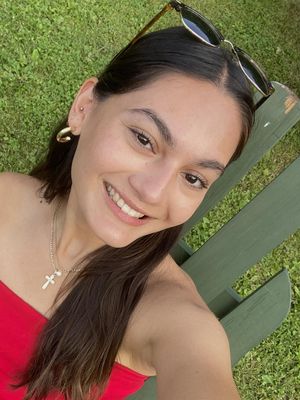 Regina, 22