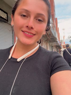 Mary, 33
