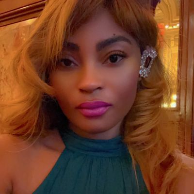 Mariebelle, 34