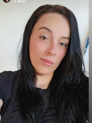 Renata, 34