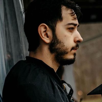 Axel, 30