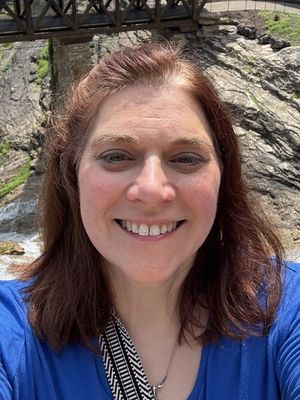 Lynne, 51