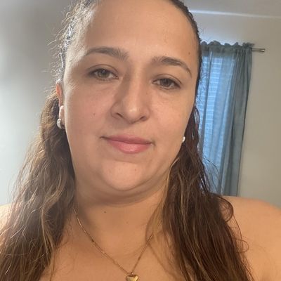 Maribel, 39