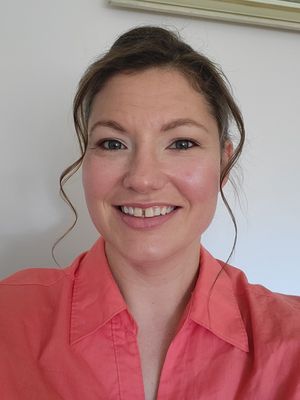 Samantha, 35