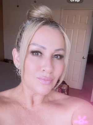 Isabel, 57