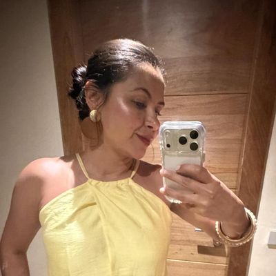 Helen, 37
