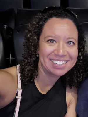 Tiffany, 40