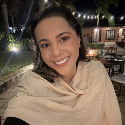Nathalya, 35