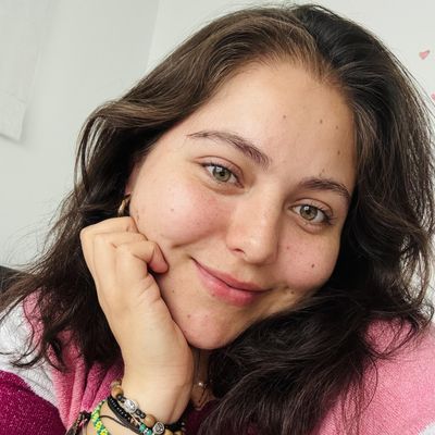 Raquel, 30