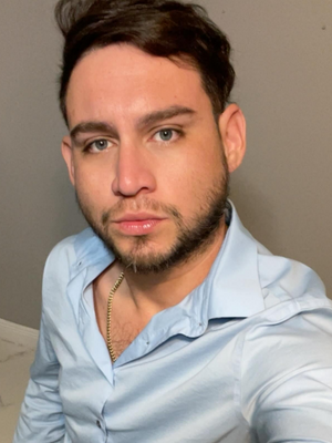 Gustavo, 30
