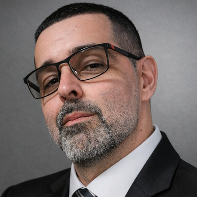Jose, 44