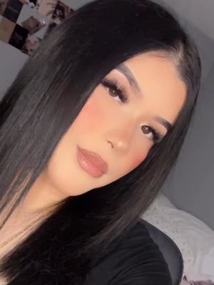 Ashley, 25