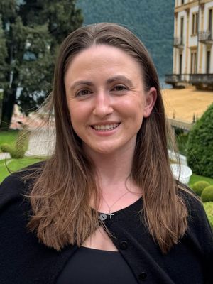 Abby, 28
