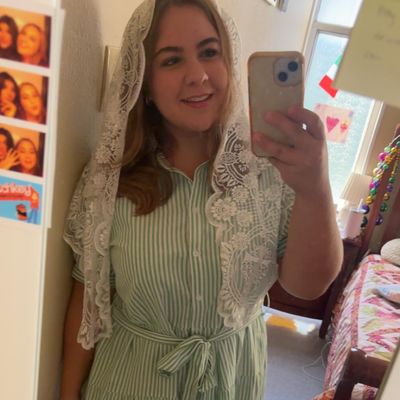Sofia, 21