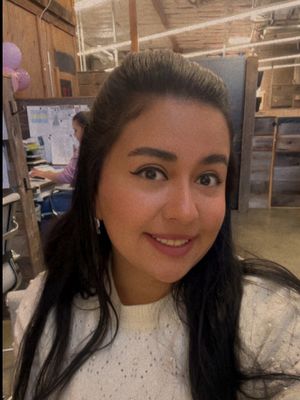 Gabriela, 31