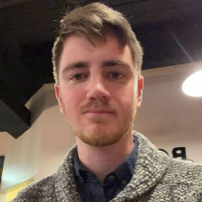 Jonathan, 28