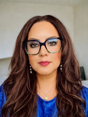 Christel, 44