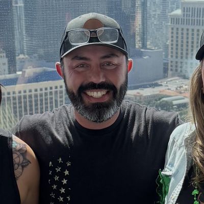 Eli, 49