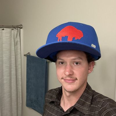Eamon, 25