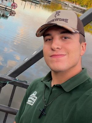 Thomas, 21