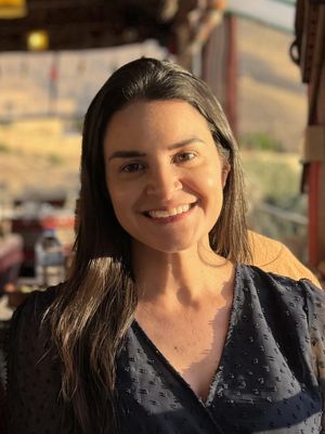 Marcela, 34