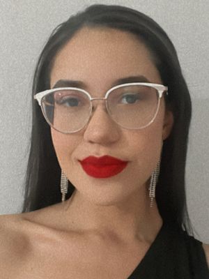Mylena, 24