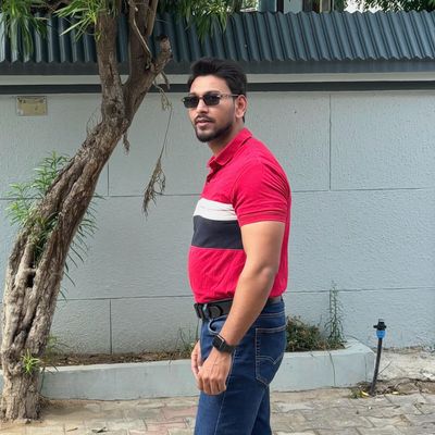Manoj, 30