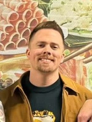 Sean, 33
